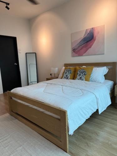 Rumakita #1 Vista Alam Sleeps 6 Near Avisena Hospital in Shah Alam, Malaysia