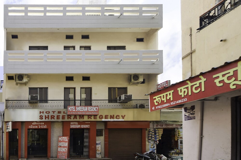 Oyo 29057 Shree Ram Regency in Nathdwara, India