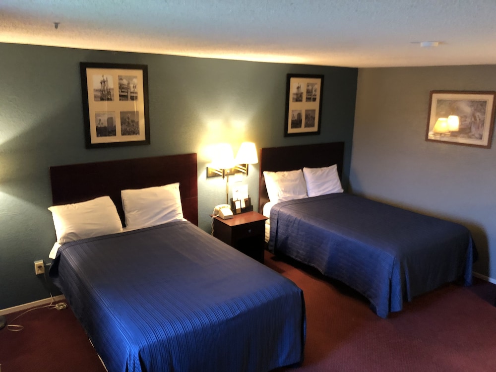 Latham Inn - photo 8