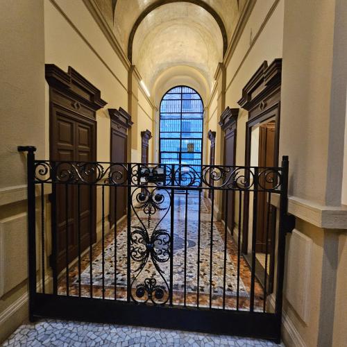 Luxurious Apartment in Heart of Milan — 4-Star Luxury Hotel in Milan, Italy