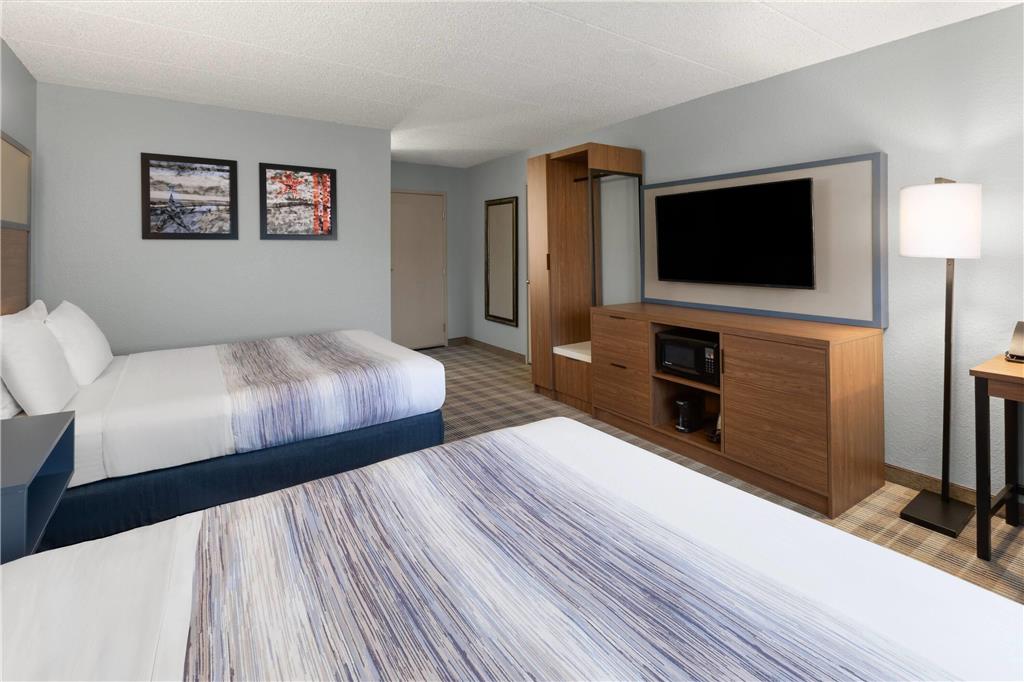 AmericInn by Wyndham Chippewa Falls - photo 19