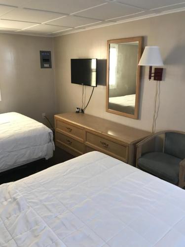 The Admiral Hotel Motel - photo 139
