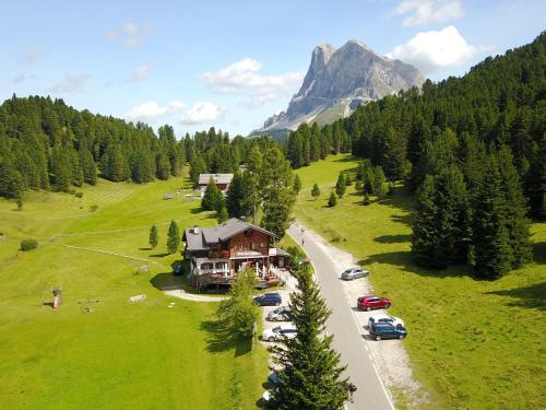 Edelweißhütte - last minute hotel in Unknown City