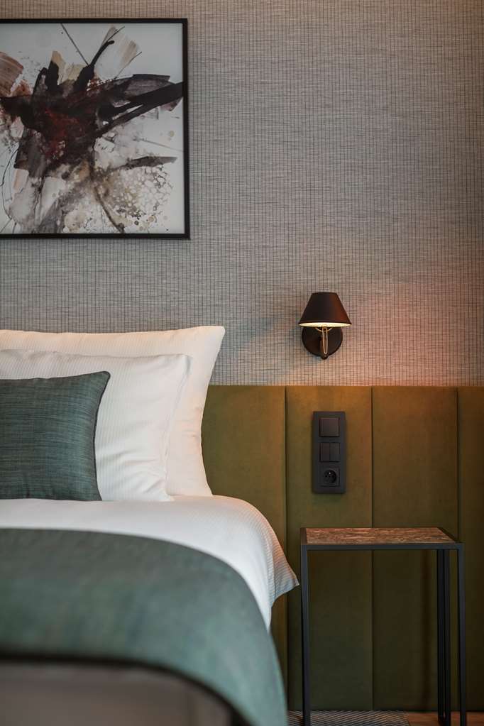 Q Hotel Plus Wroclaw Bielany — hotel in Bielany Wroclawskie