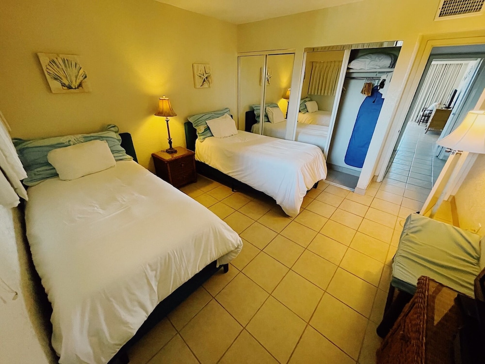 Isla Grand Beach Resort - photo 8
