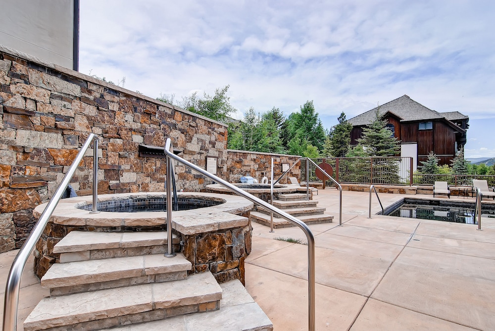 Beaver Creek Landing by East West - photo 204