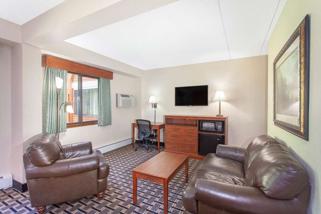 AmericInn by Wyndham Cloquet - photo 20