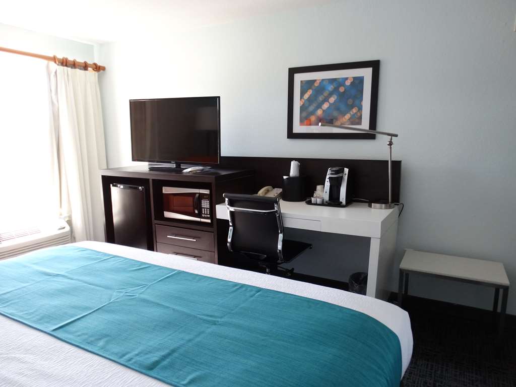 Best Western Plus Orlando Lake Buena Vista South Inn & Suites - photo 15