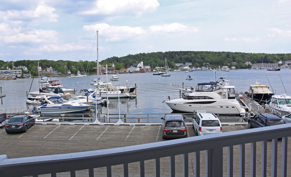Tugboat Inn - photo 166