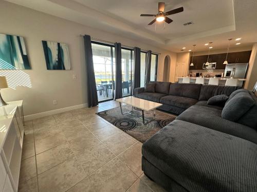 207MCV Balmoral Resort - photo 4