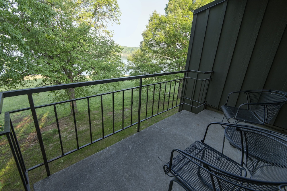 Barren River Lake State Resort Park - photo 79