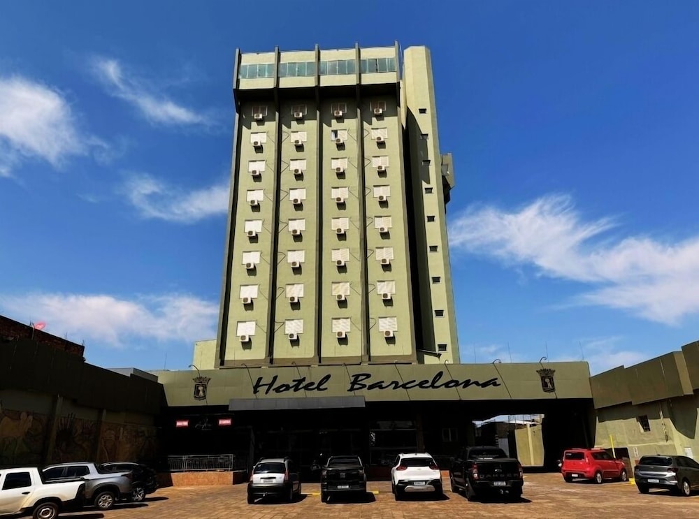 Hotel Barcelona — Ponta Pora