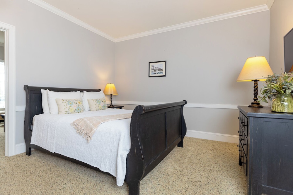 Selinsgrove Inn - photo 46