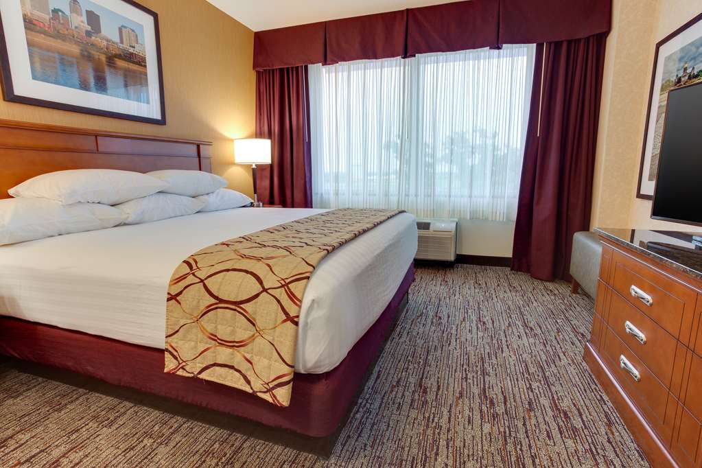 Drury Inn & Suites West Des Moines - photo 11