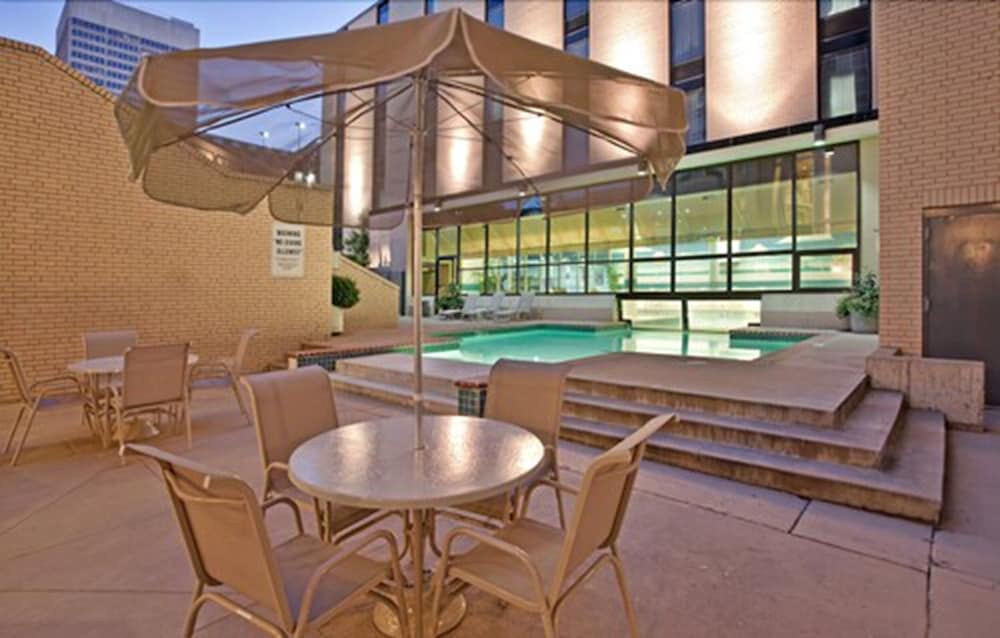 Clayton Plaza Hotel & Extended Stay - photo 19