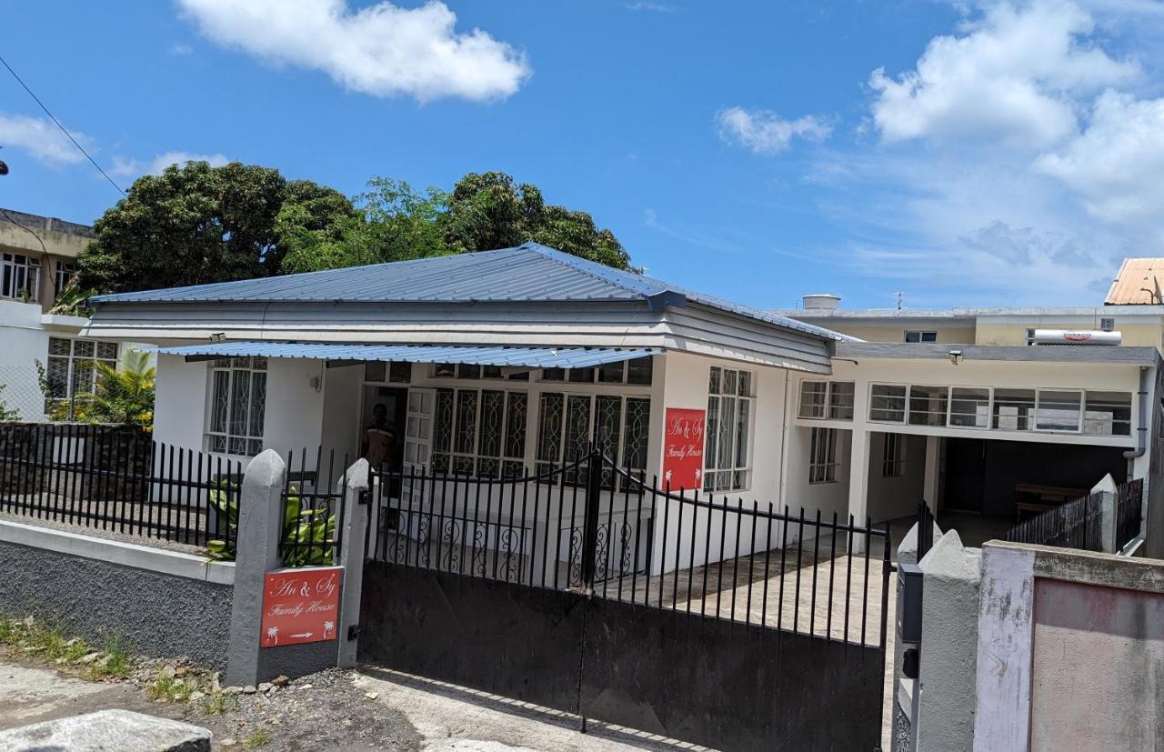 An&Sy Family House — 4-Star Luxury Hotel in Surinam, Mauritius