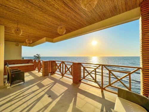 Apartamento suite Frente al mar — 4-Star Luxury Hotel in Santiago De Tolu, Colombia