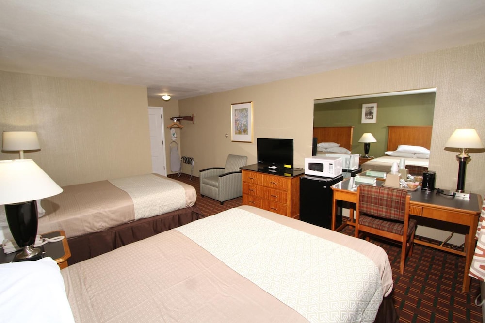 Budget Inn Syracuse Airport - photo 10
