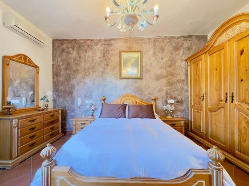 Villa La Cuesta — 4-Star Luxury Hotel in Alhaurin El Grande, Spain