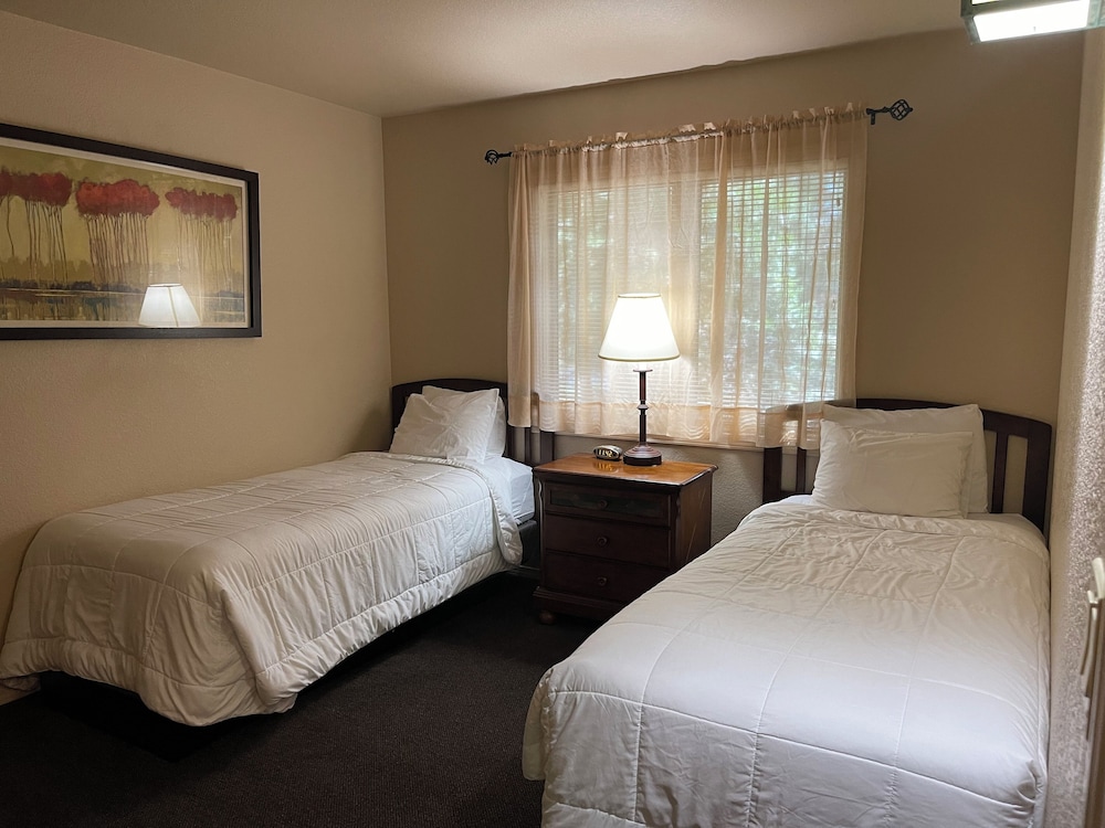 Mount Shasta Resort - photo 7