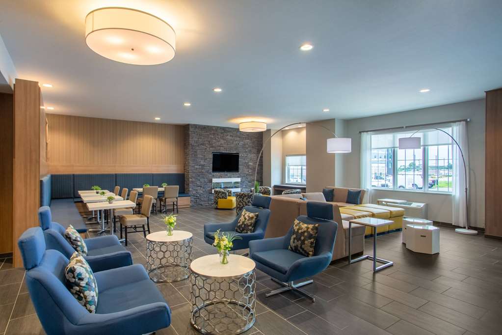 Microtel Inn & Suites by Wyndham Liberty NE Kansas City Area - photo 6
