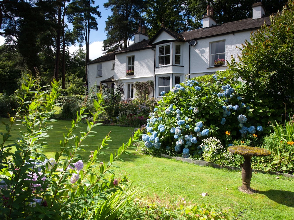 Summer Hill Country House — 4-Star Luxury Hotel in Ambleside, United Kingdom