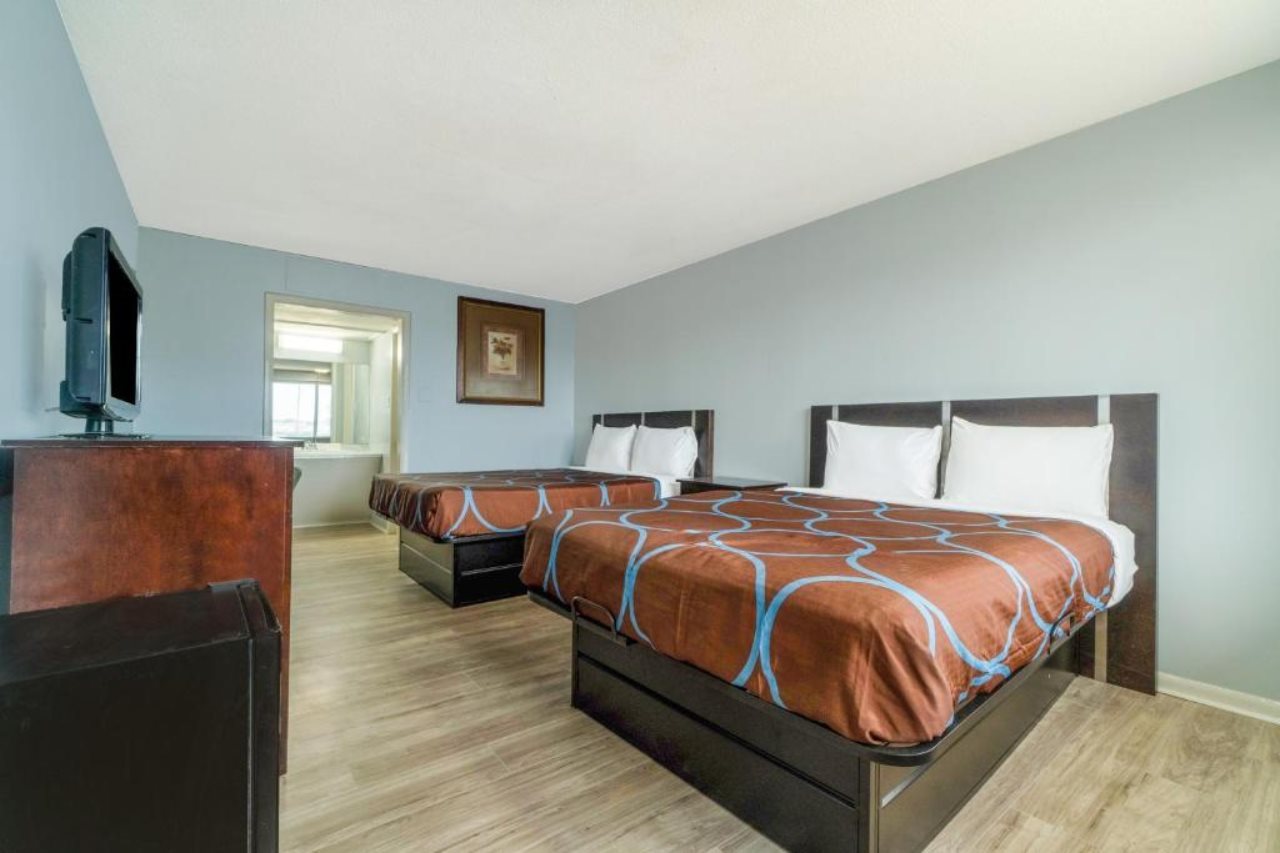 Lamplighter Inn By OYO Independence - photo 17