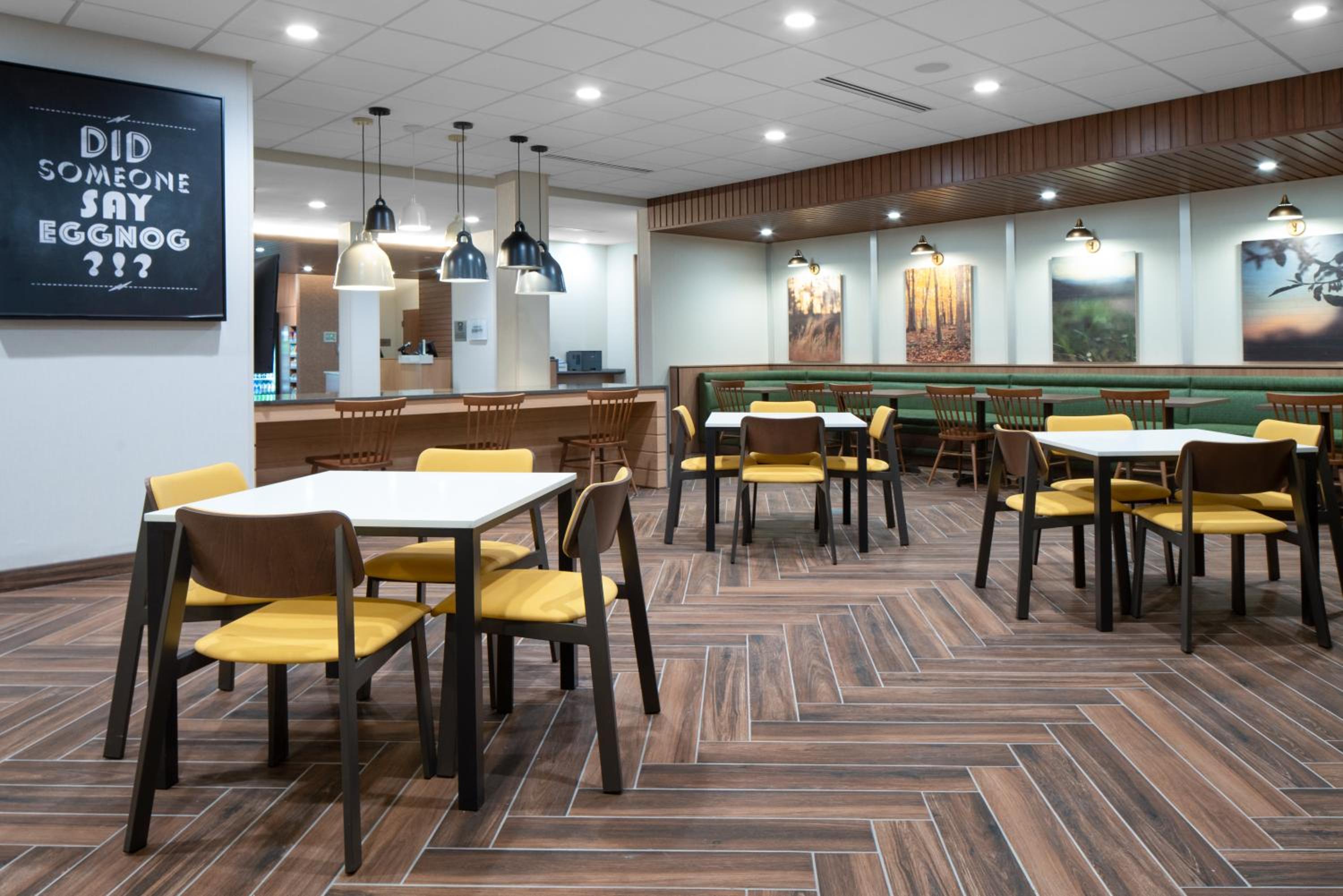 Fairfield Inn & Suites by Marriott Ashtabula - photo 7