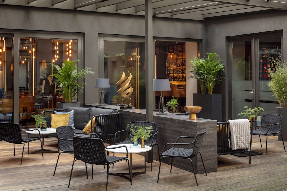 מזון ומשקאות