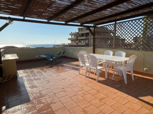 Demy house — 4-Star Luxury Hotel in Passoscuro, Italy