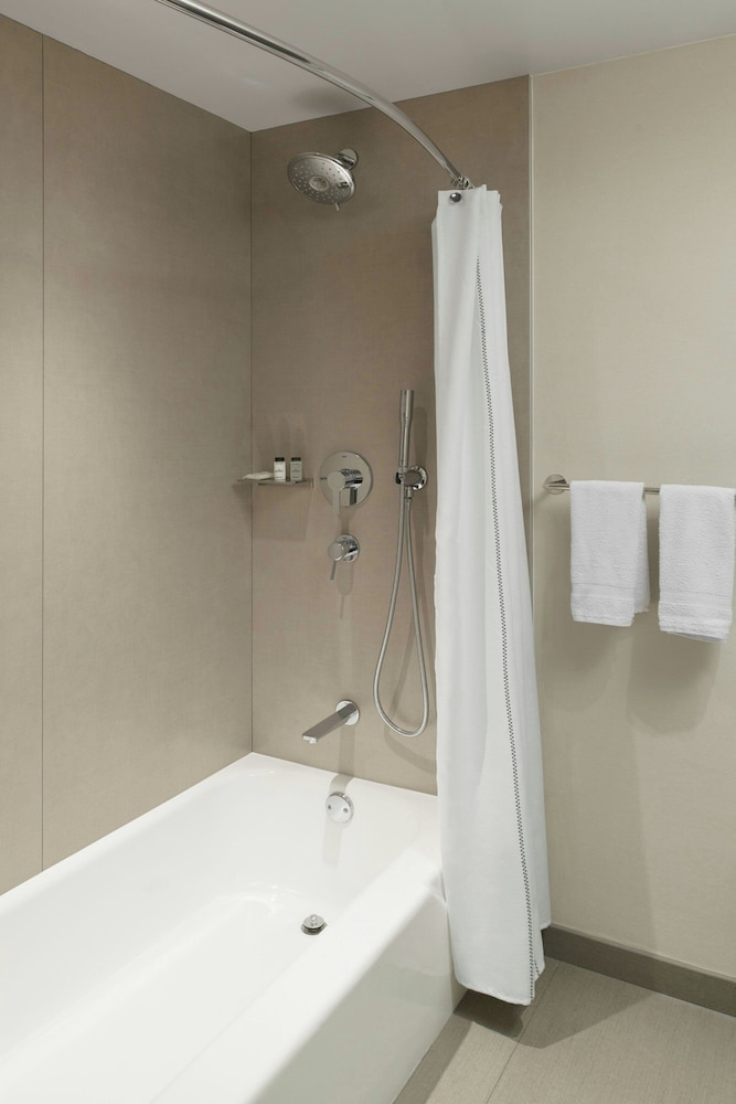 Sheraton Park Hotel at the Anaheim Resort - photo 36