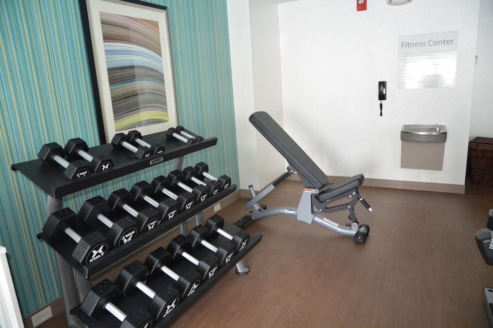 Holiday Inn Express & Suites Caryville by IHG - photo 13