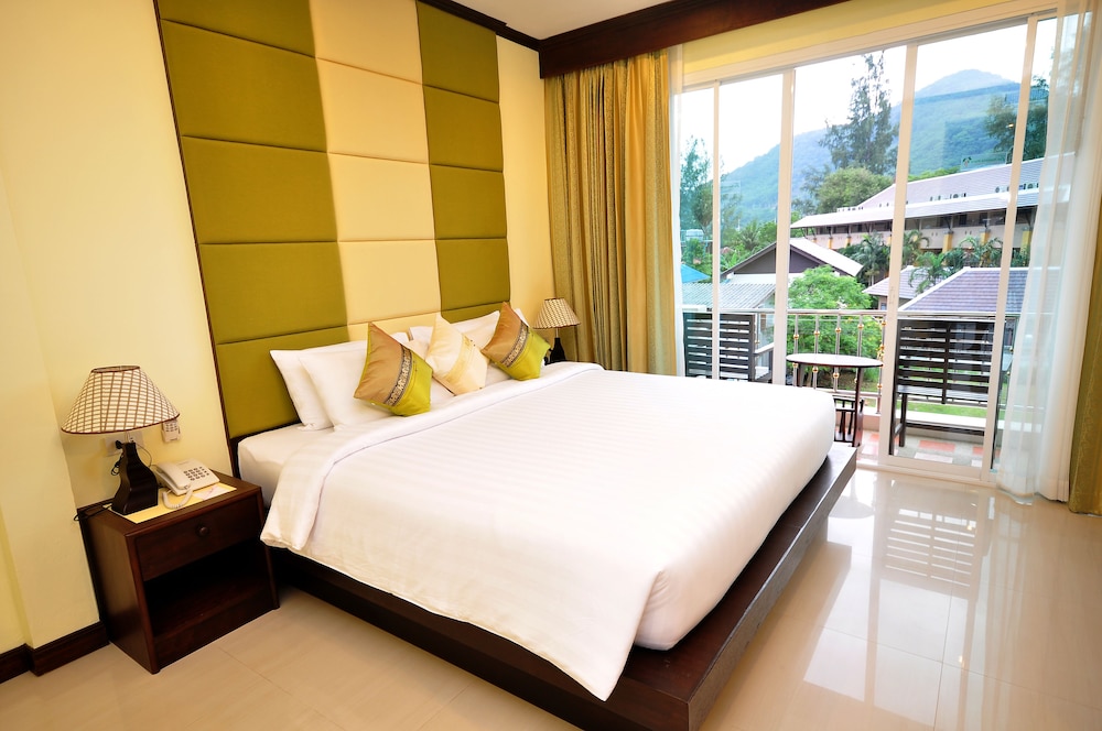 The Mareeya Place - carbon neutral hotel in Phuket