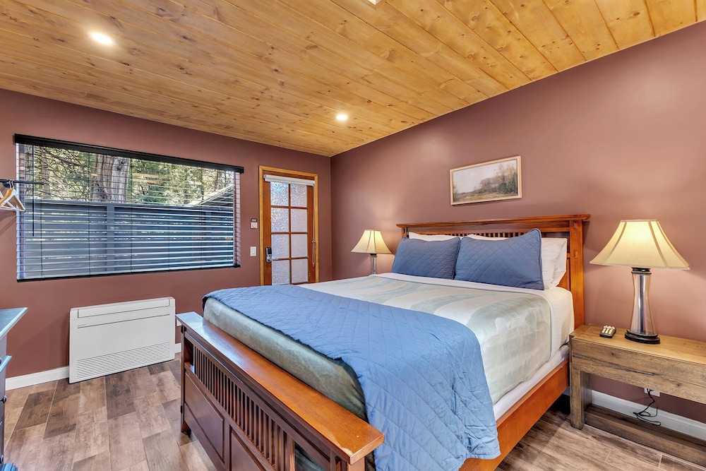 Idyllwild Inn - photo 105