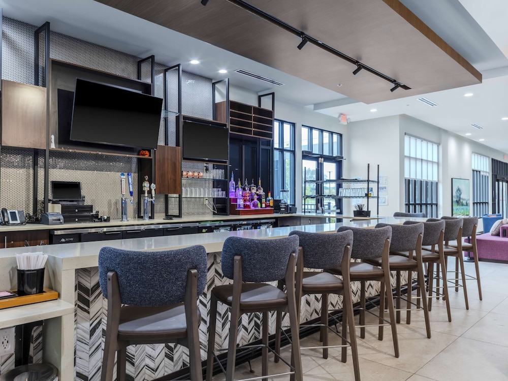 Hilton Garden Inn Detroit Utica - photo 18