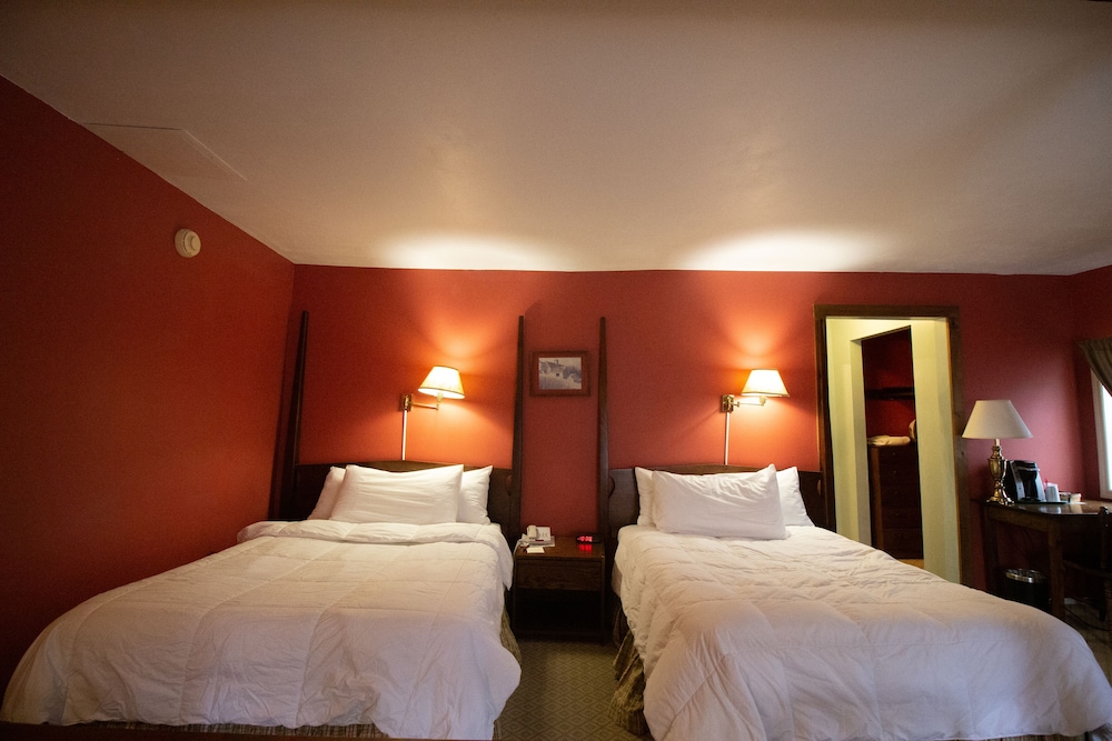 Delamater Inn - photo 12