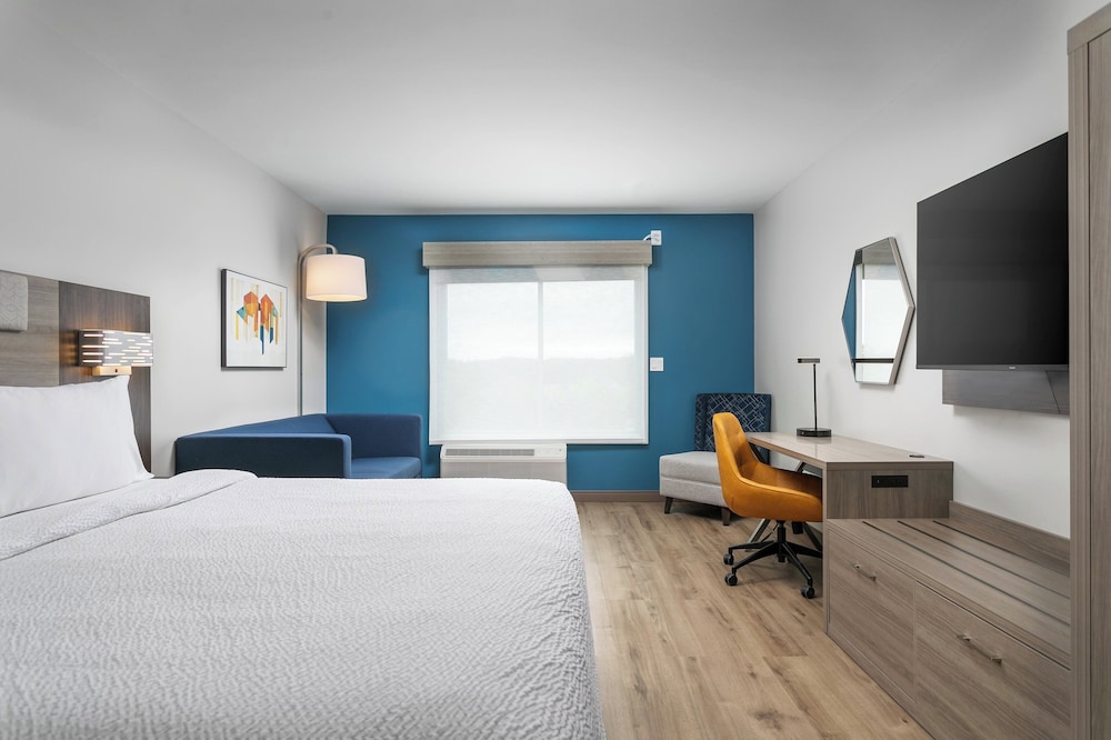 Holiday Inn Express Chattanooga Hamilton Place by IHG - photo 11