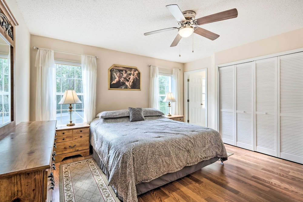 Kissimmee Resort Townhome w Pool 7 Mi to Disney - photo 10
