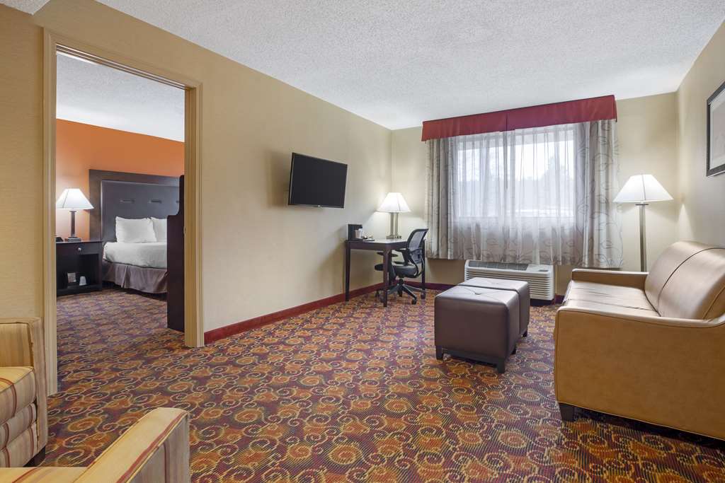 Best Western The Inn at Sharon Foxboro — hotel in Sharon