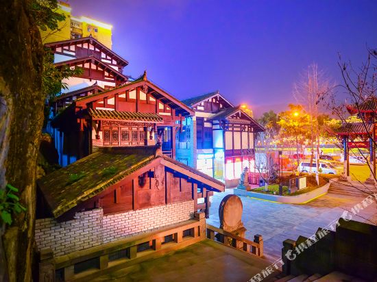 Rezen True Go Hotel Chongqing Jiefangbei Hongyadong — 4-Star Luxury Hotel in Chongqing, People's Republic of China