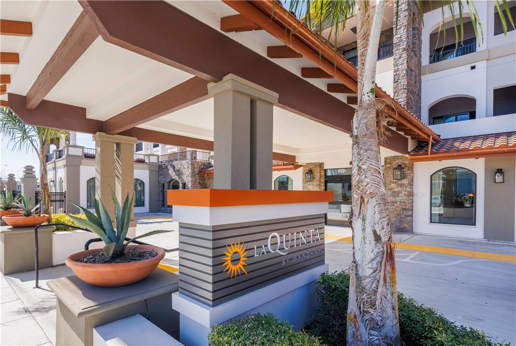 La Quinta Inn & Suites by Wyndham Santa Cruz - photo 4