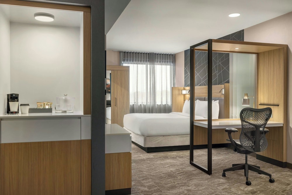 SpringHill Suites by Marriott San Luis Obispo - photo 23