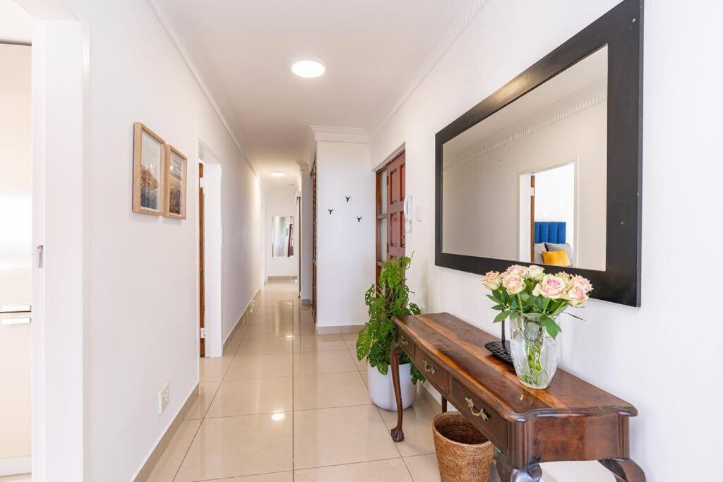 Stunning 3 Bedroom Beachfront Apartment with Parking
