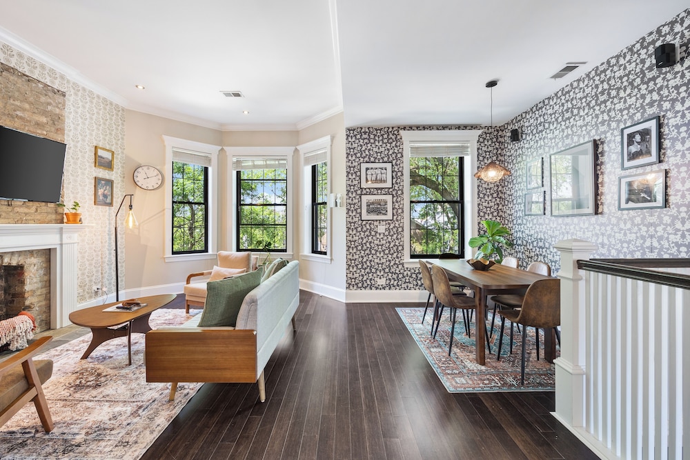 Wrigleyville Suites - photo 27