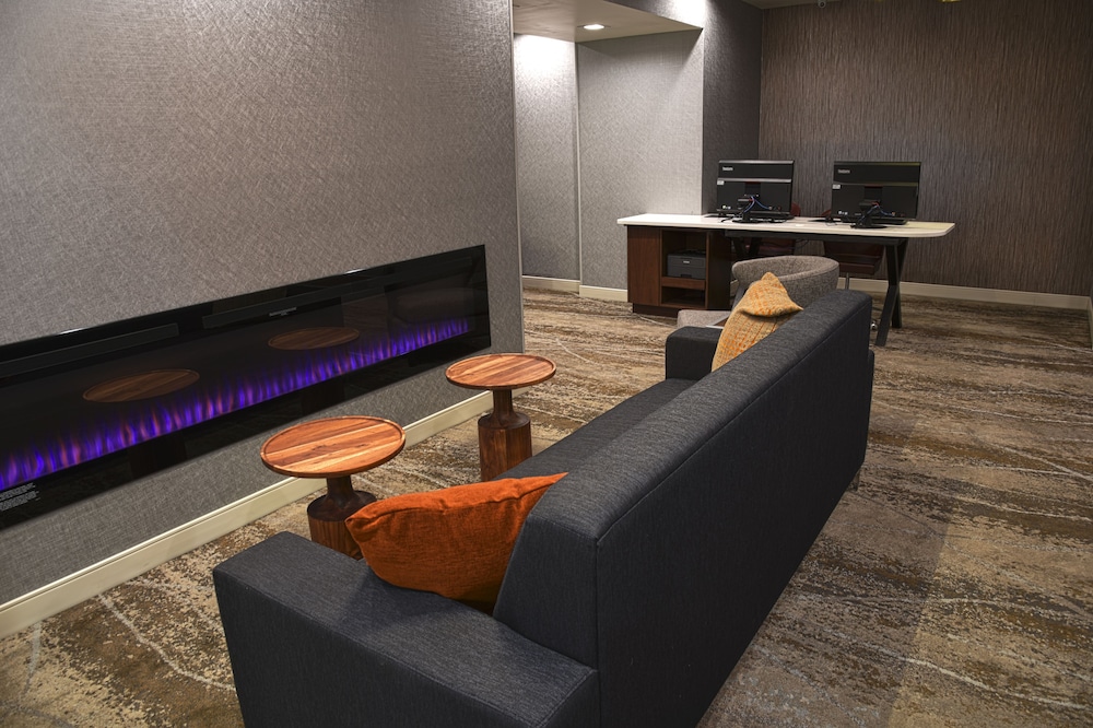 DoubleTree by Hilton Helena Downtown - photo 29