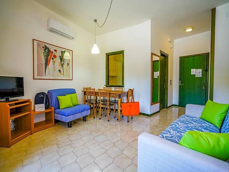Gh Campoverde Village — hotel in Vernole