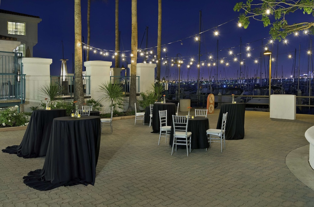 DoubleTree by Hilton San Pedro Port of Los Angeles - photo 52