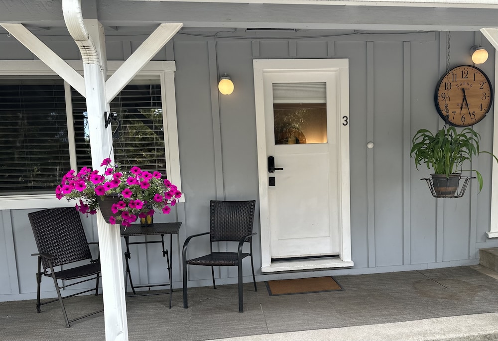 The Pines Inn and Cottages - photo 39