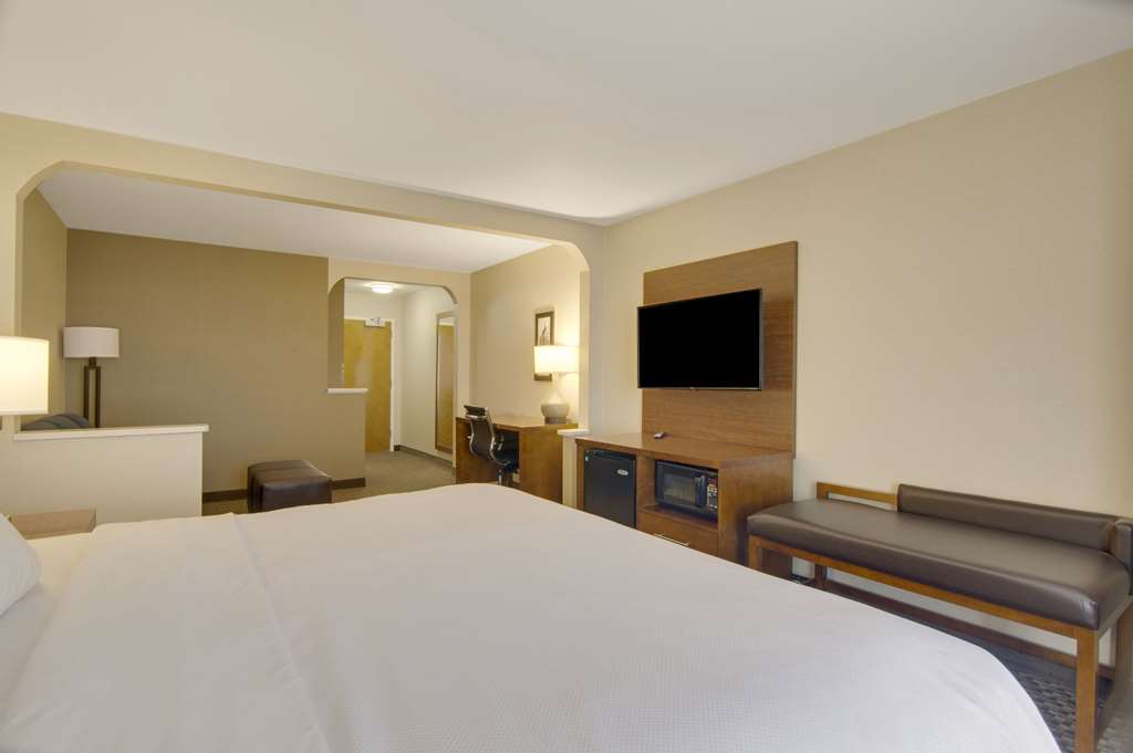 Comfort Inn Airport - photo 20