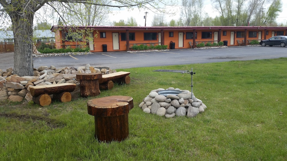 Long Holiday Motel - photo 32